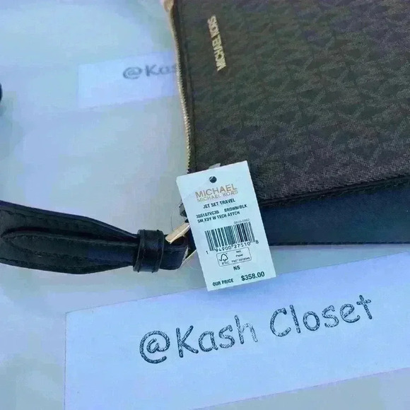 Michael Kors Tech Attach Crossbody Coin Purse Airpod Case MK Signature Blk Brn - Picture 5 of 5